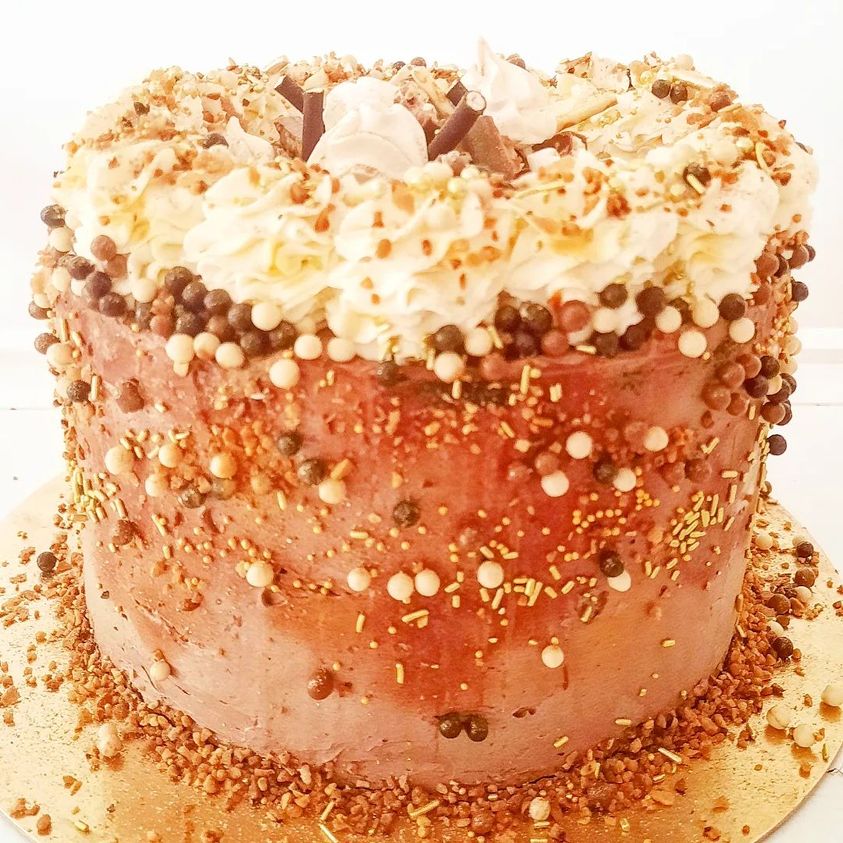 Naked cake vanille framboises